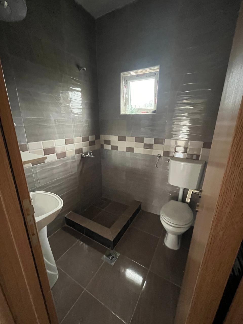 WhatsApp Image 2025-08-27 at 20.10.39 (1)