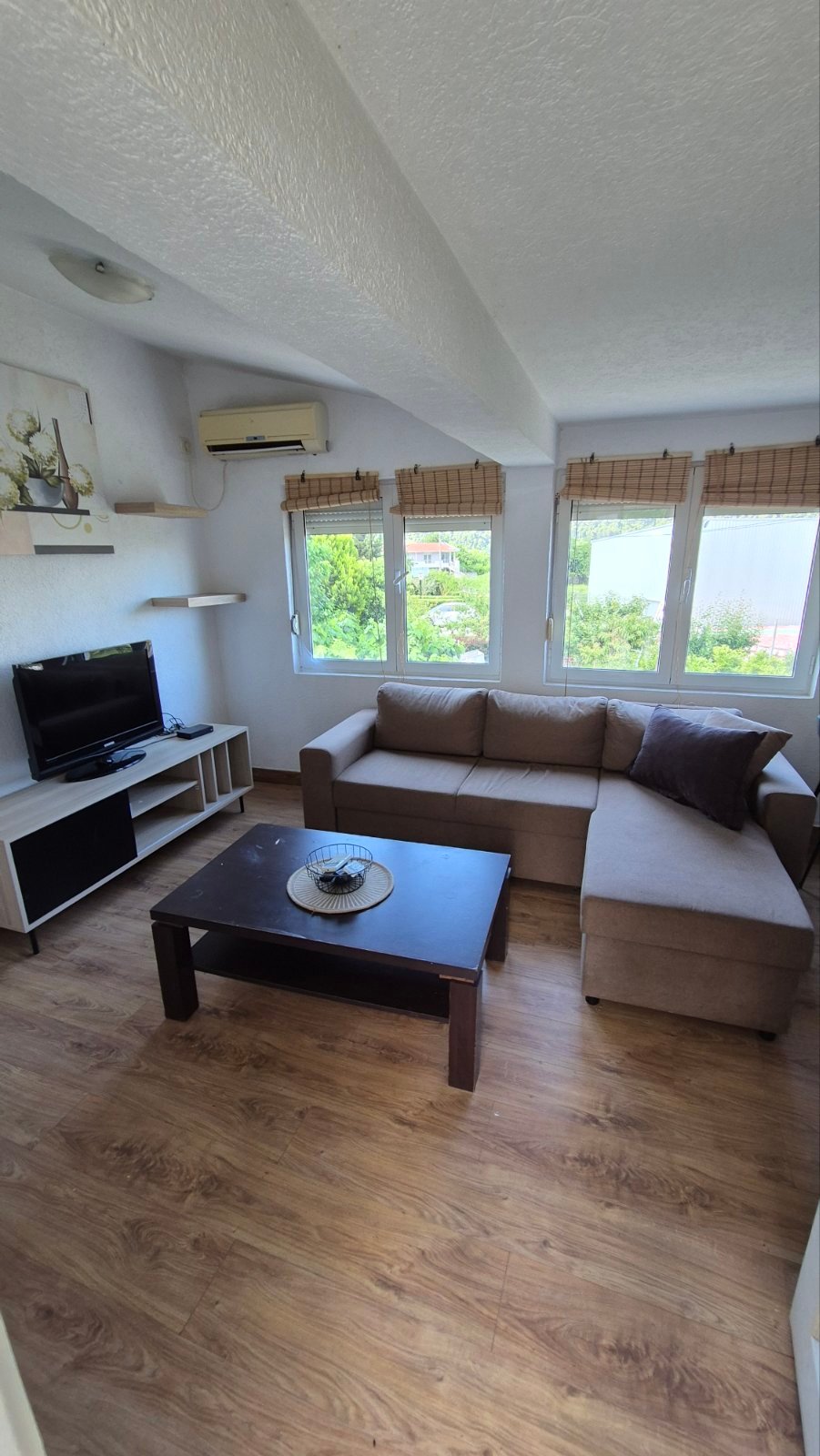 viber_image_2025-09-16_21-32-13-740