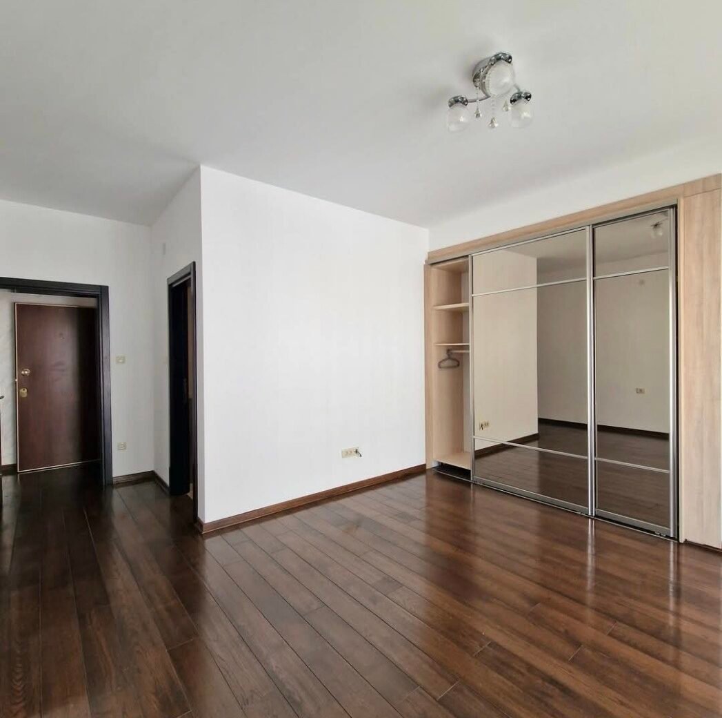 viber_image_2025-09-30_16-34-05-096