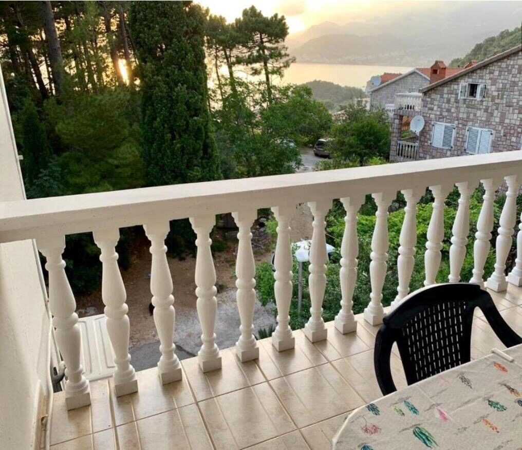 viber_image_2025-10-13_22-30-36-263